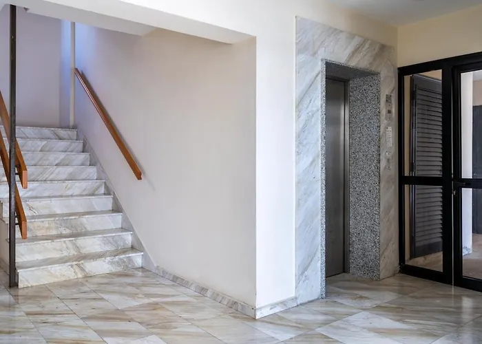 Averna - Breezy 2-br & Balcony In * Λάρνακα